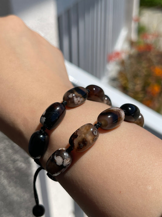 Mount Pinatubo 🗻 Black flower agate — string adjustable bracelet