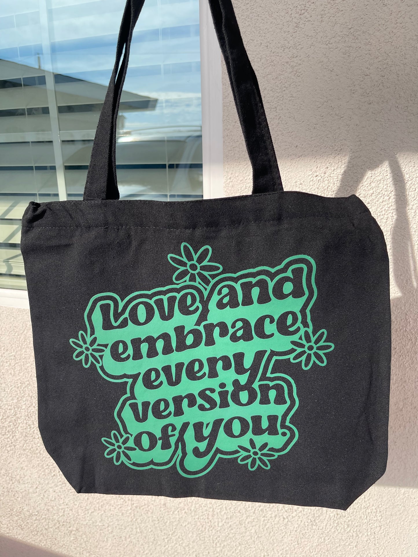 ✿ Love & Embrace tote bag ✿